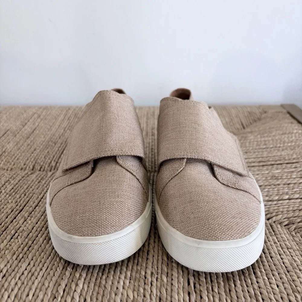 Women's Vince Blair Sz 10M EU40 Tan Burlap Rip Strap Sneaker Shoe MRP$175